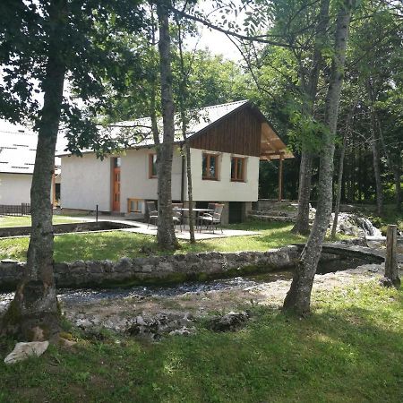 Stari Mlin Hotel Korenica Exterior foto