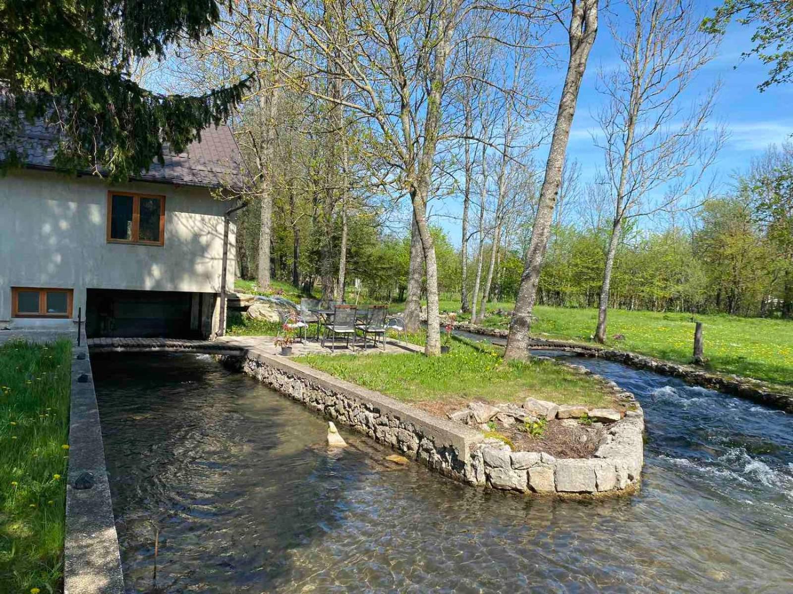 Stari Mlin Hotel Korenica Exterior foto